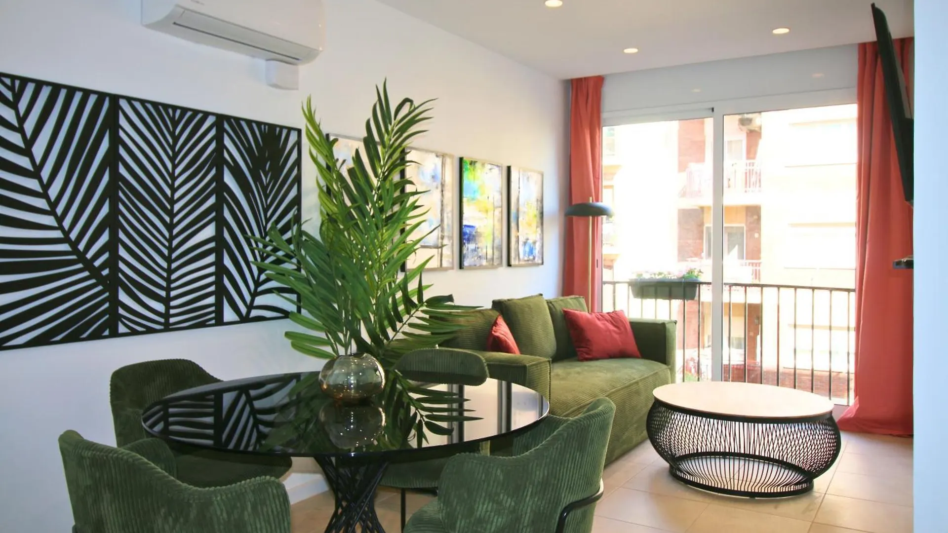 Beautiful Apartment For A Great Season location